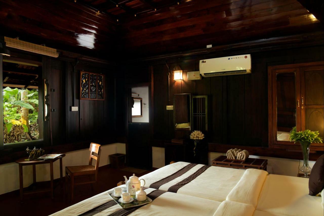Stayvista At La Riva Heritage Villa With Bicycle Alappuzha المظهر الخارجي الصورة